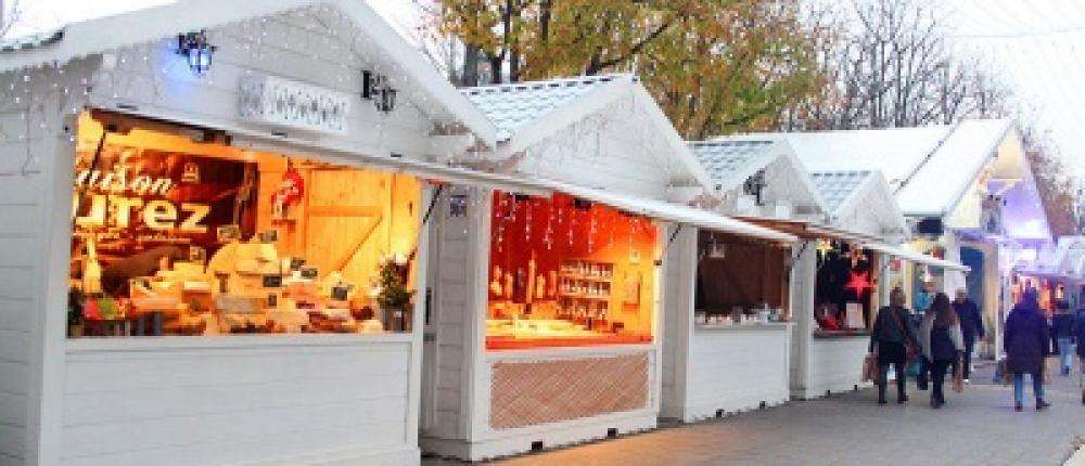 Le marché et village de Noël des Champs-Élysées
